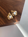 Claude Perle Earrings